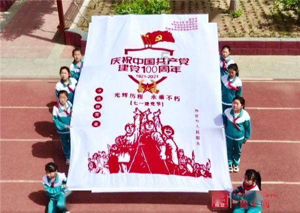 侯赛因动作被认为有侮辱意思，主裁是伊朗人很熟悉穆斯林国家习惯